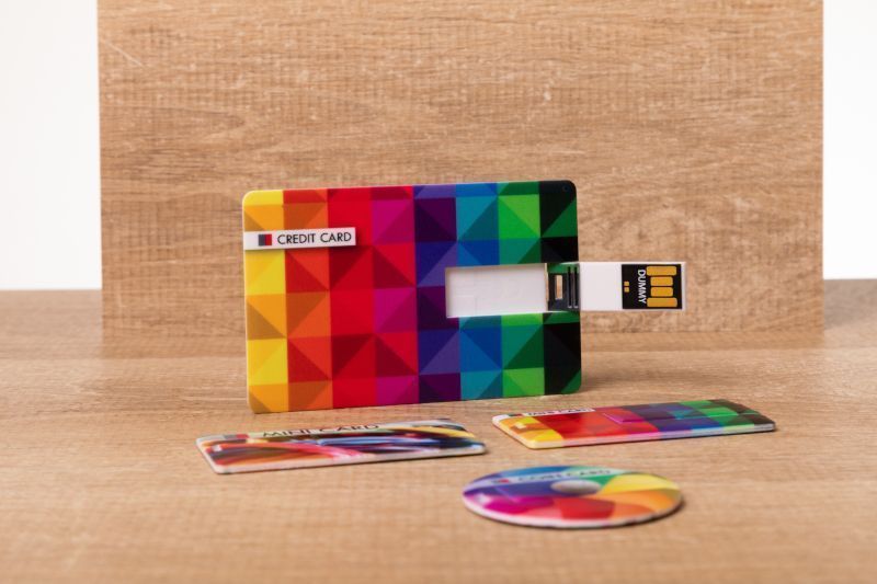 Usb con logo de empresa | Laura Catena