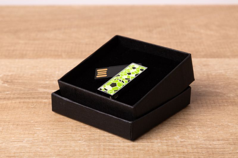 Presentación elegante | Usb personalizados | Laura Catena